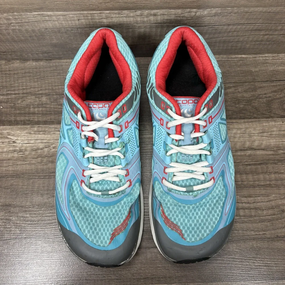 Topo Ultrafly Blue Red Womens US Size 9.5 EUR 41 Running Shoes